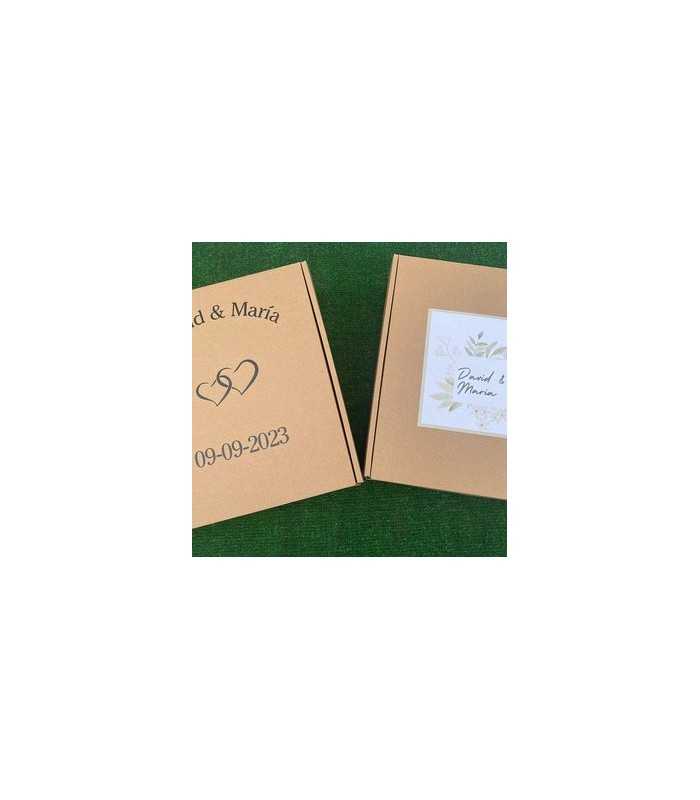 CAJA PERSONALIZADA DE COPAS DE VINO GRABADAS