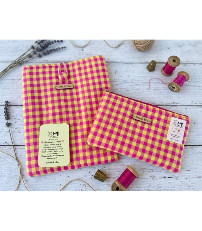 Funda Acolchada para Tablet y Neceser / Estuche