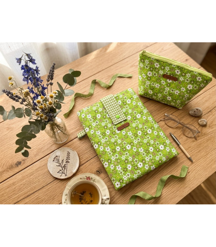 Funda Acolchada para Tablet y Neceser / Estuche