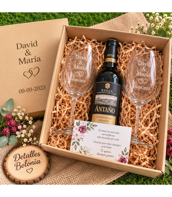 Set De Vino Personalizado Con Dos Copas Grabadas Y Caja De Regalo
